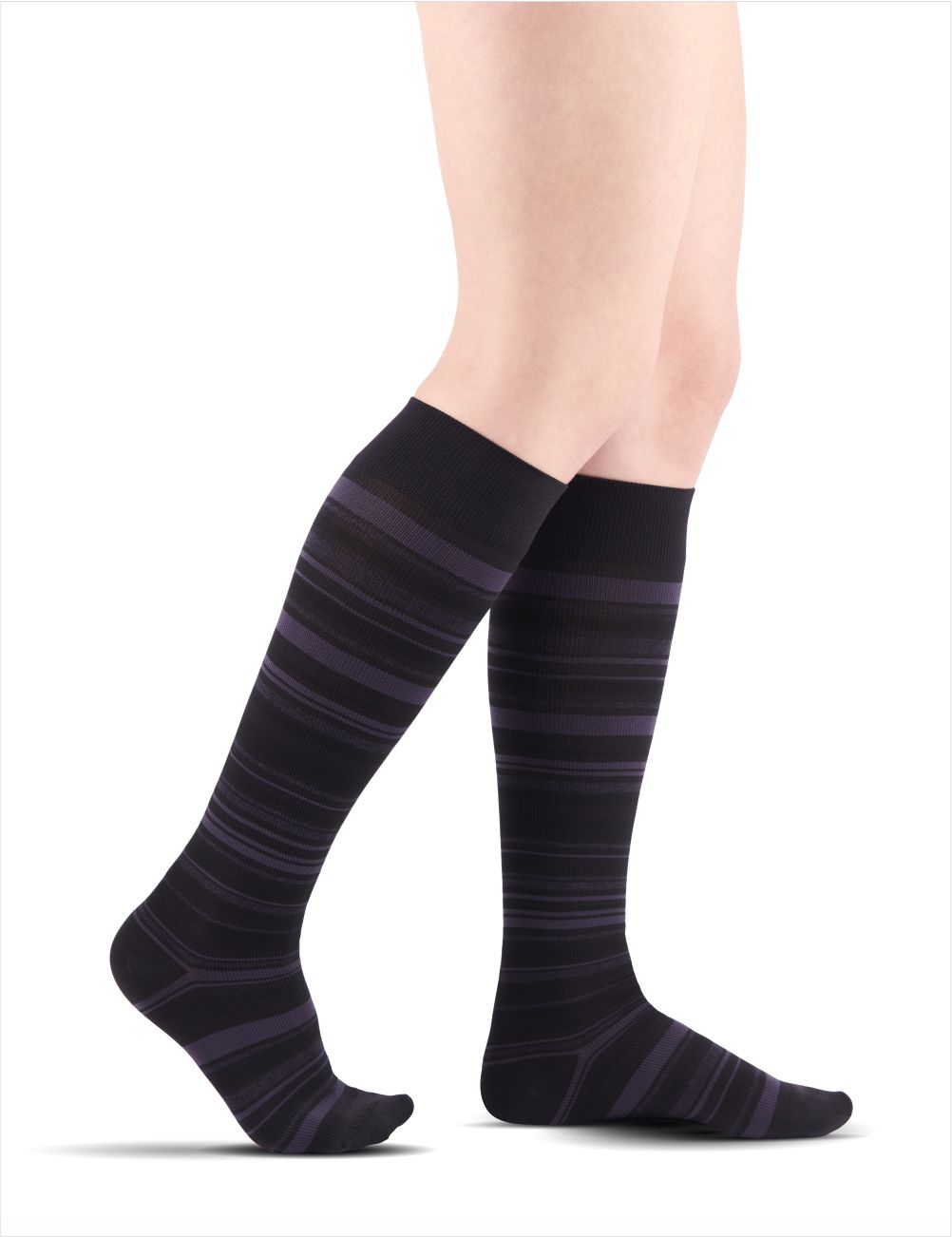 Productshot_CHC_WellBeing_MicrofiberShades_Female_AD_Onyx Mini-Stripe_Primary_RGB_ECNE 2