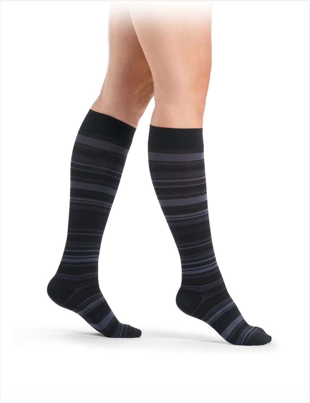 Productshot_CHC_WellBeing_MicrofiberShades_Female_AD_Onyx Mini-Stripe_Primary_RGB_ECNE